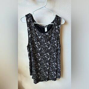 Old Navy Luxe tank top, gently worn good condition